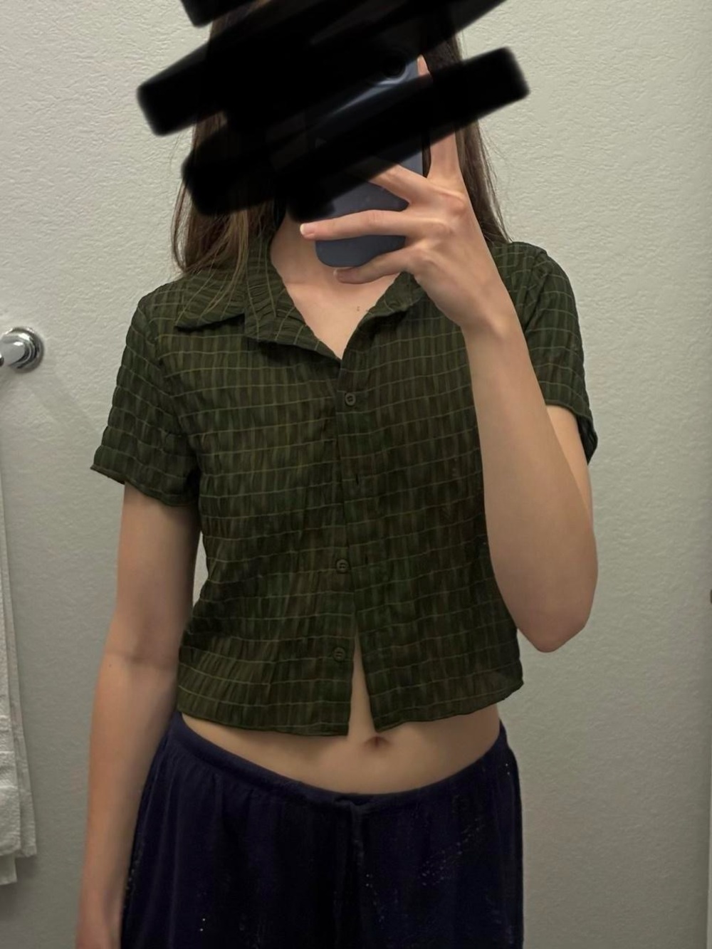 Dark moss green boxy plaid button down crop shirt